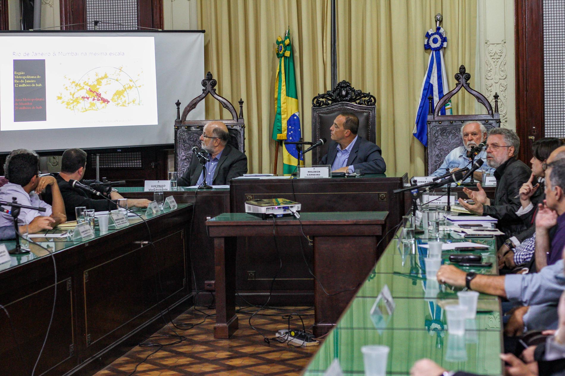 Prefeitura do Rio afirma que pistas do BRT  Transbrasil serão concluídas em dois meses
