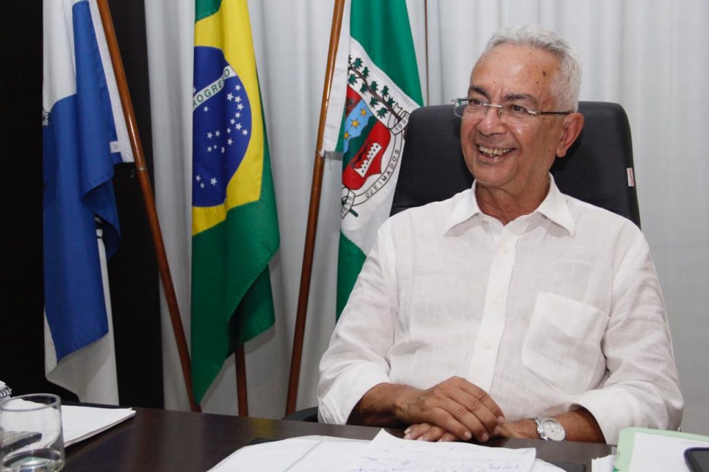 Câmara aprova afastamento do prefeito de Queimados