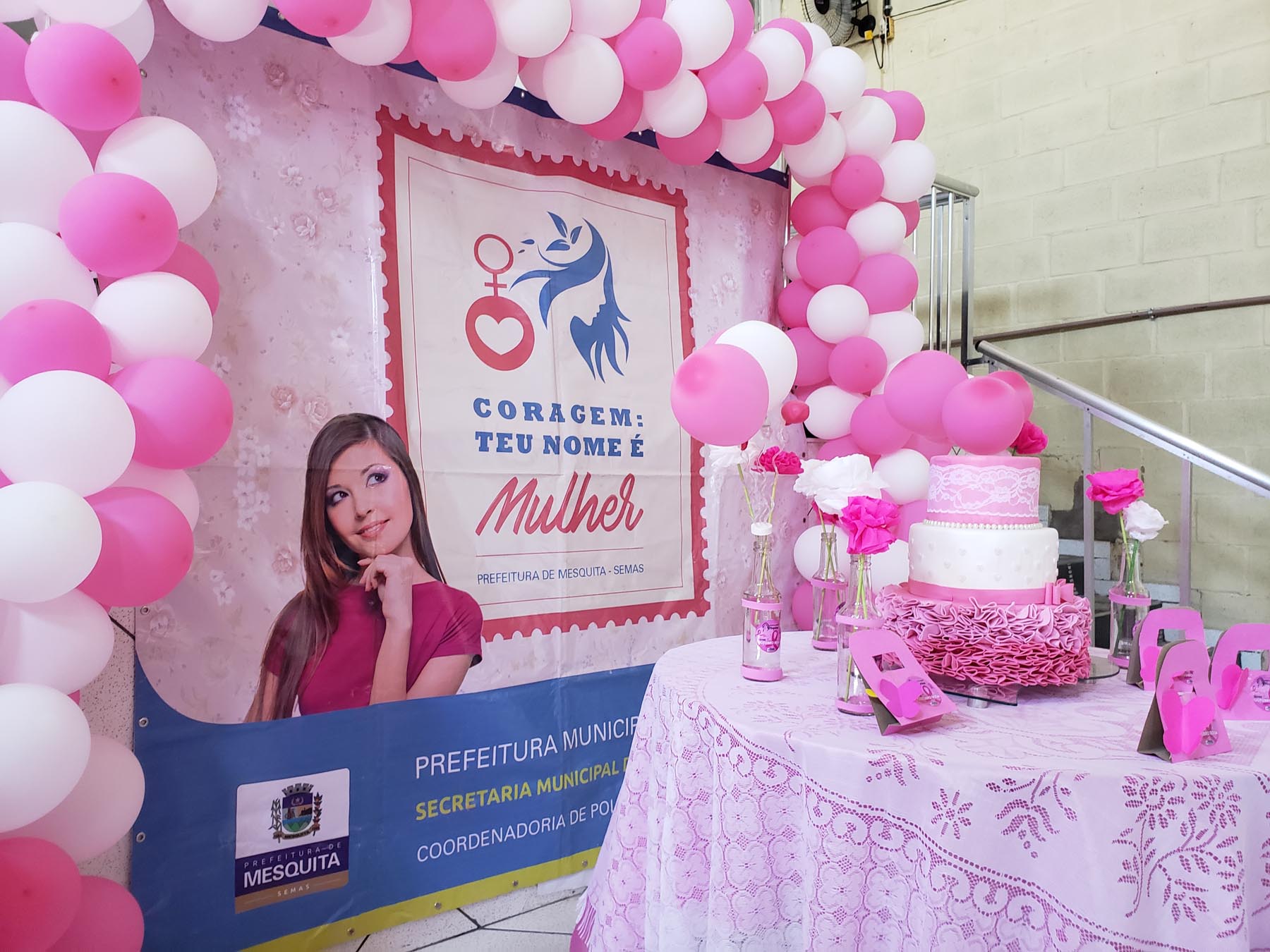 Espaço Mulher Mesquitense celebra  mês de combate ao câncer de mama