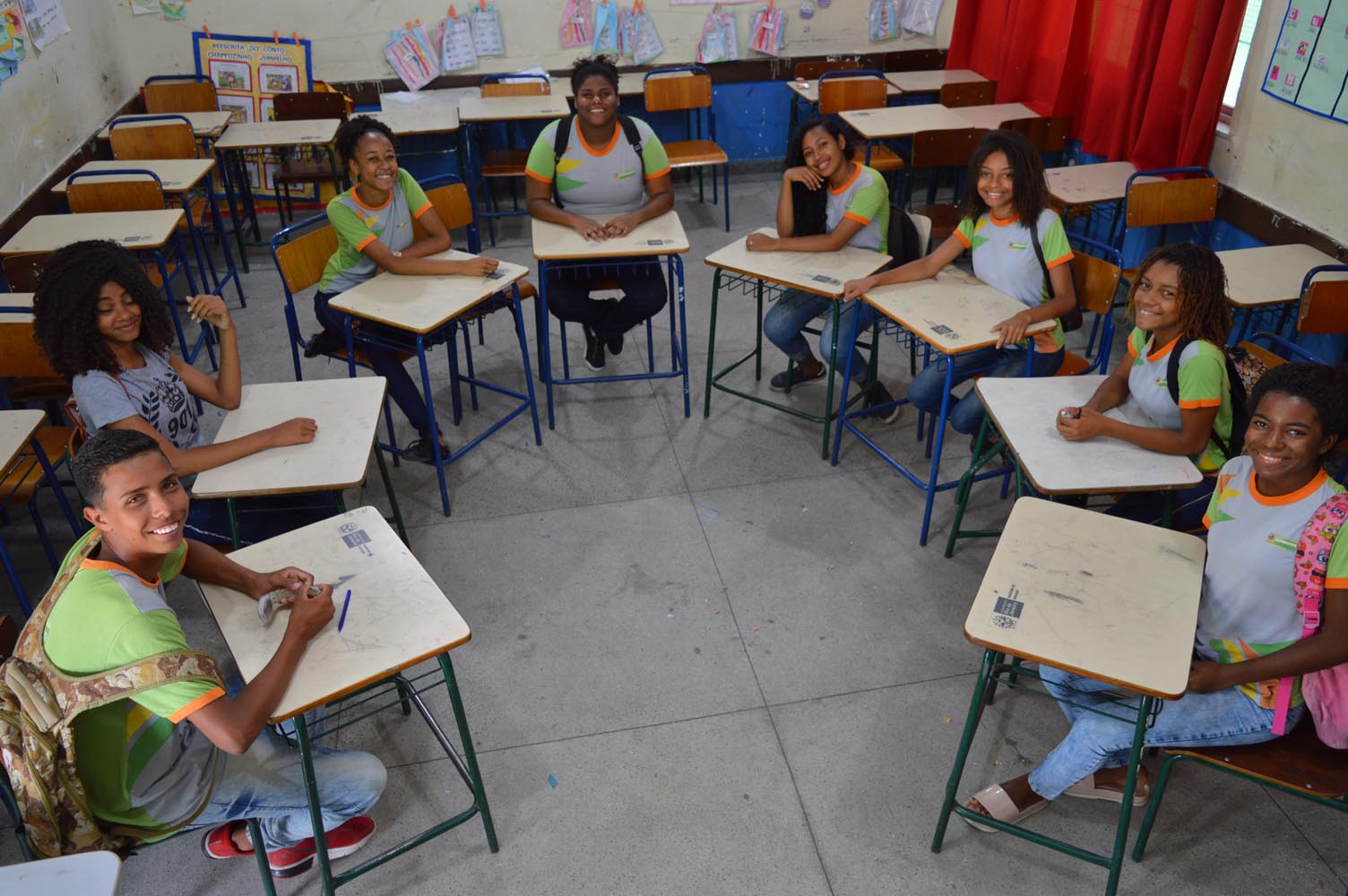 Dois mil alunos da rede municipal de  Queimados realizam a Prova Brasil