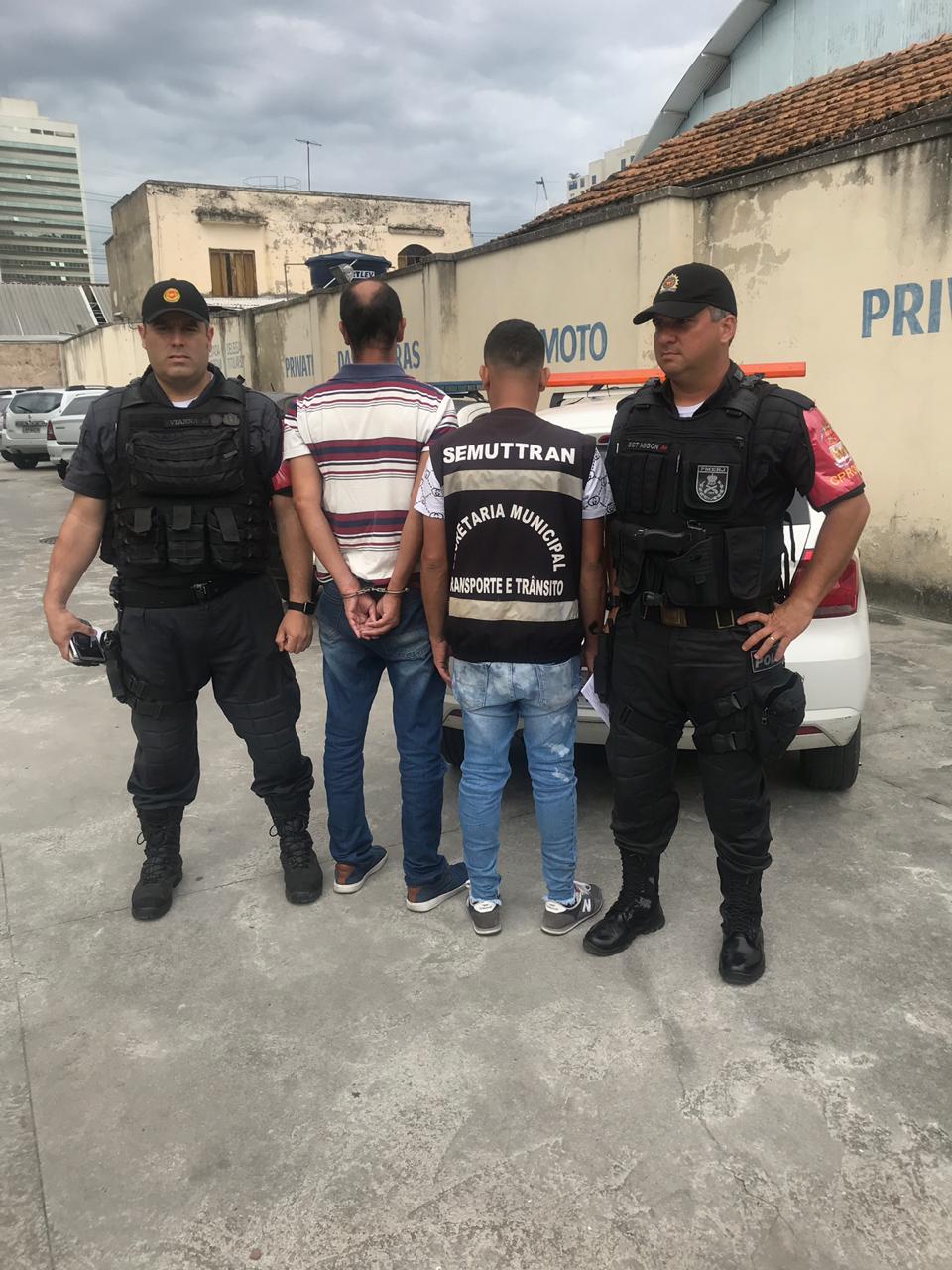 Agentes do PROEIS prendem suspeito  de estelionato em Queimados
