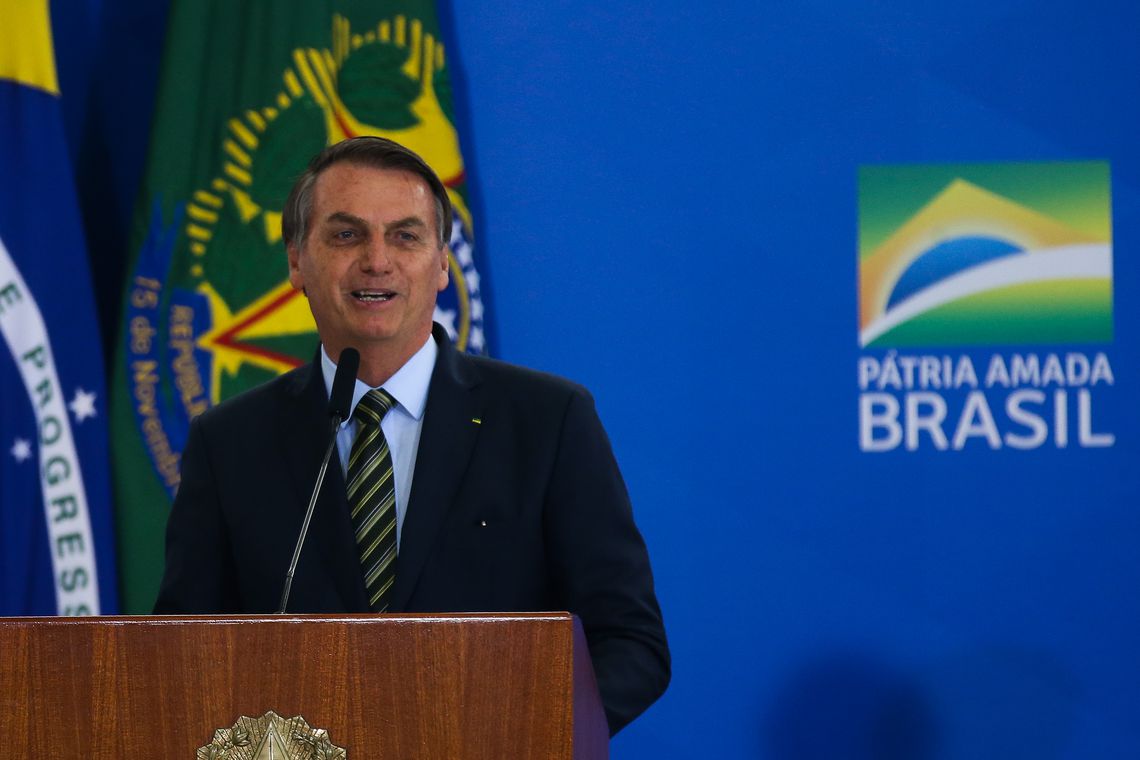 Forças Armadas são âncora do governo, diz Bolsonaro