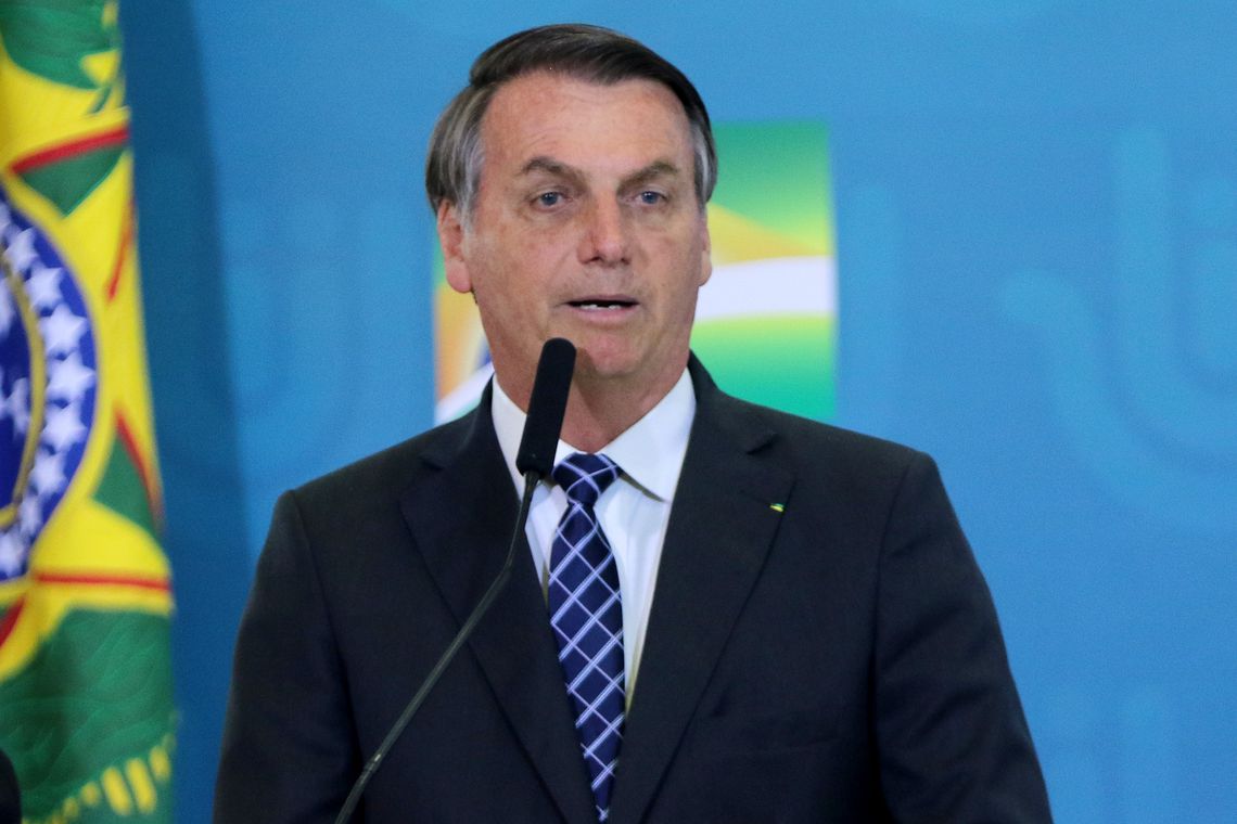 Bolsonaro: não existe intenção  de privatizar BB e Caixa
