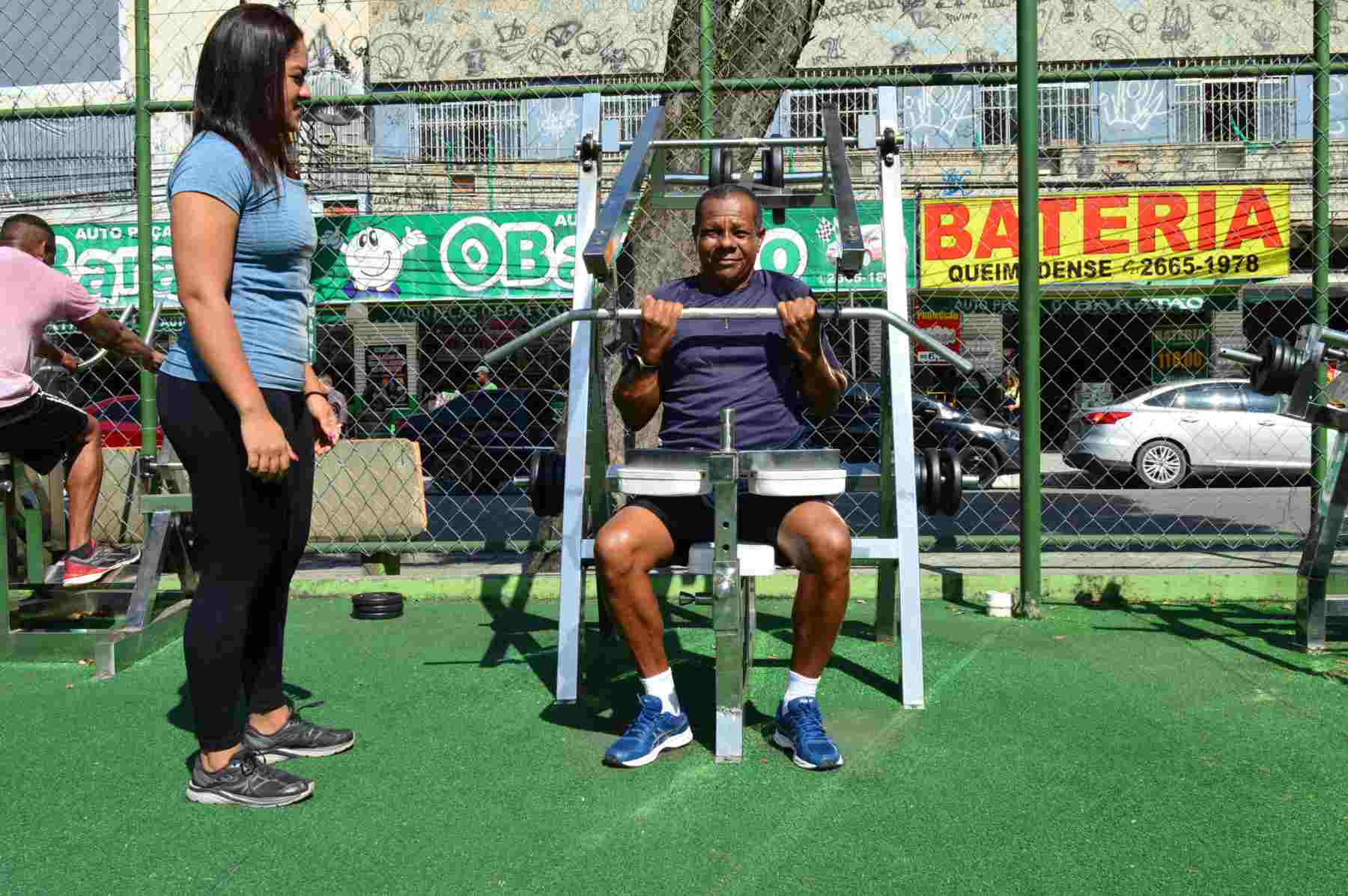 Espaços públicos incentivam a prática esportiva em Queimados