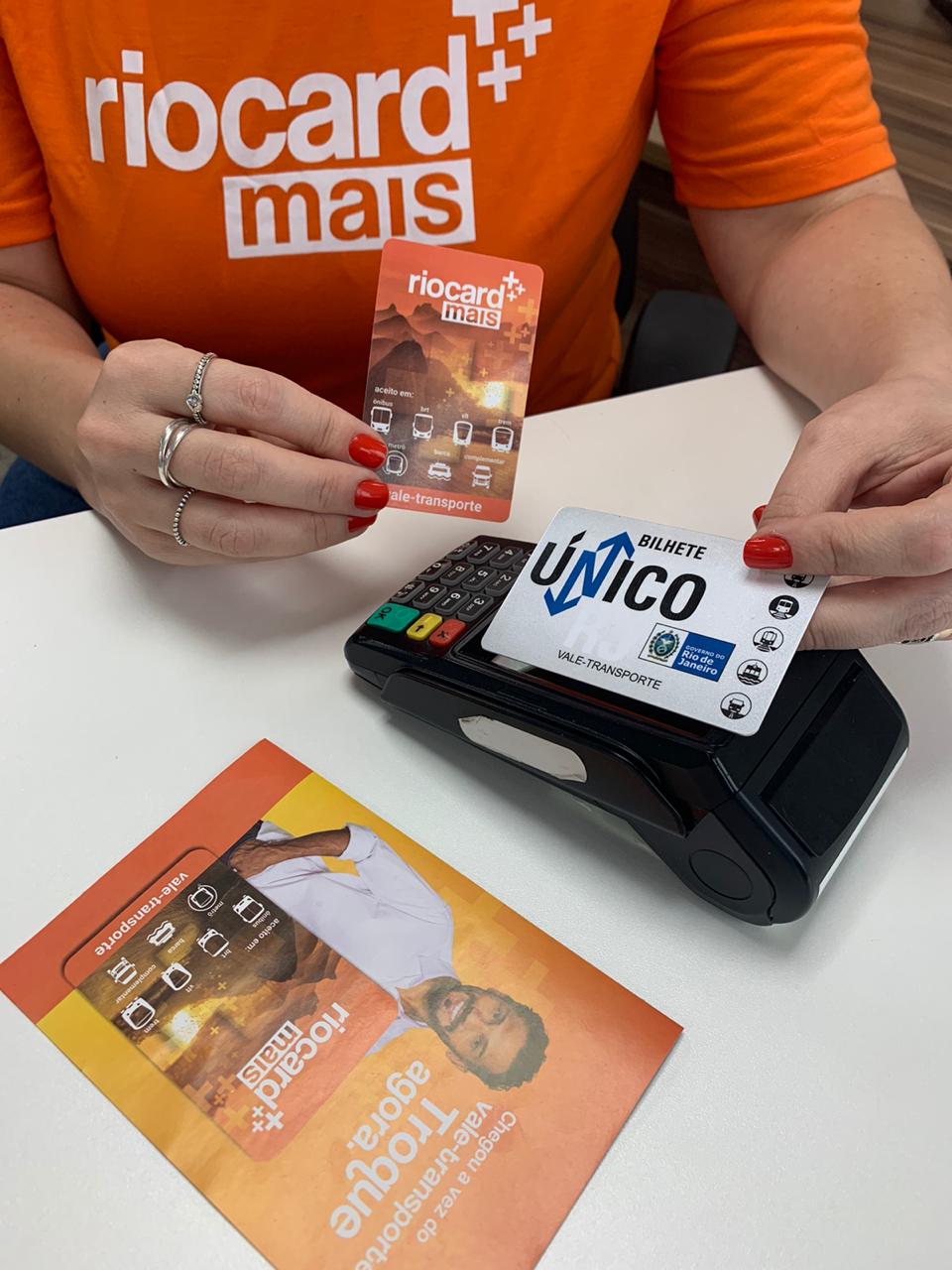 Riocard Mais: troca gratuita dos novos cartões  do tipo Vale-Transporte começou ontem