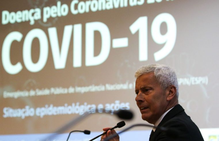 Número de casos suspeitos de  coronavírus no Brasil continua em três