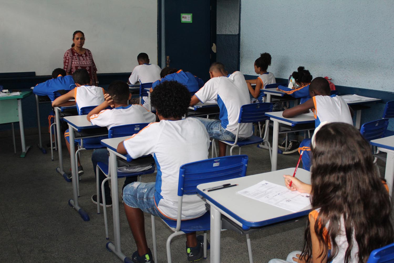 Nova Iguaçu convoca professores  para rede municipal de ensino