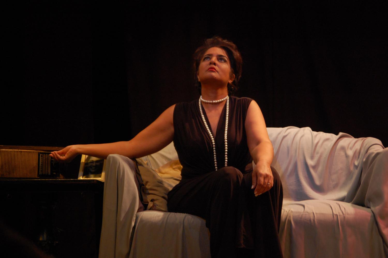 Cia de Teatro Uz Outrus apresenta novo  espetáculo “Morre Uma Estrela” em Nova Iguaçu