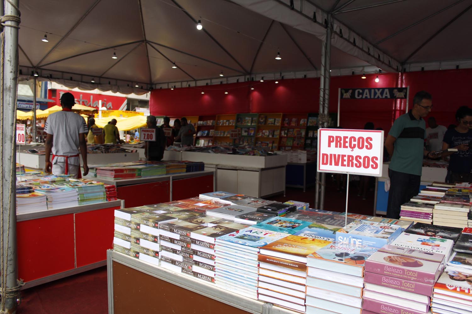 Feira Literária de Nova Iguaçu  oferece livros a partir de R$ 1