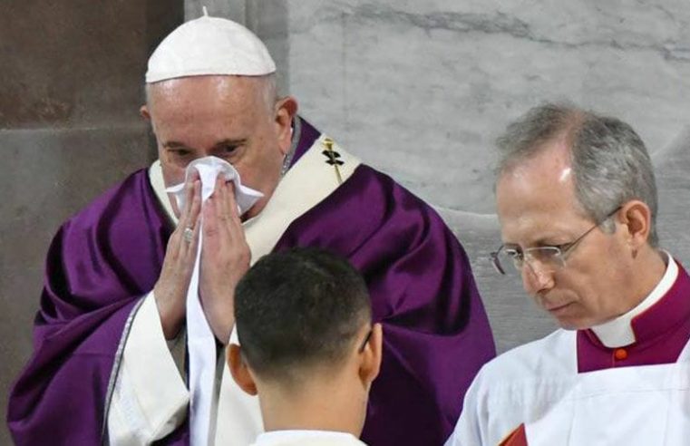 Indisposição leva papa a cancelar  encontro com clero de Roma