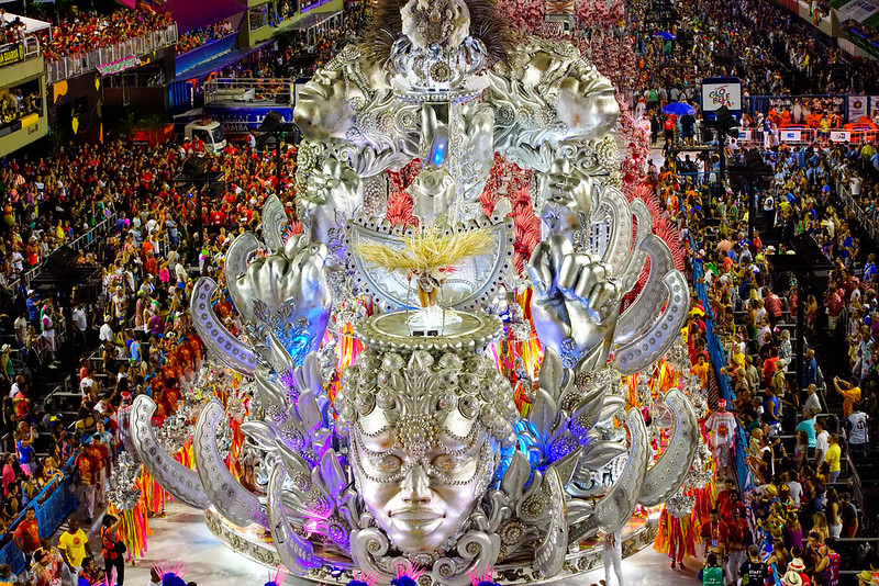 Viradouro é campeã do  carnaval 2020 do Rio