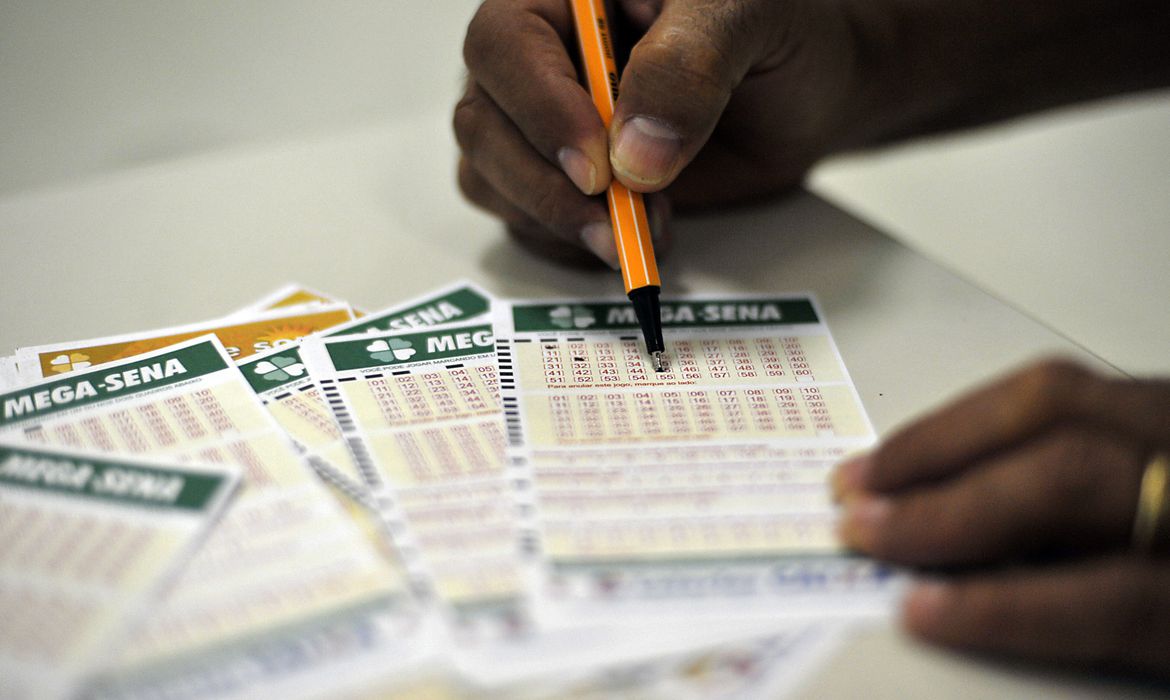 Caixa suspende sorteio da  Loteria Federal por três meses