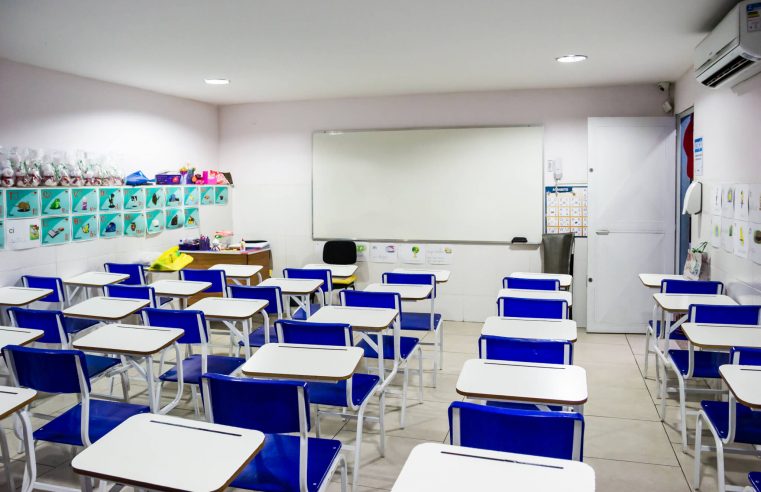 Fiocruz lança manual para reabertura segura das escolas