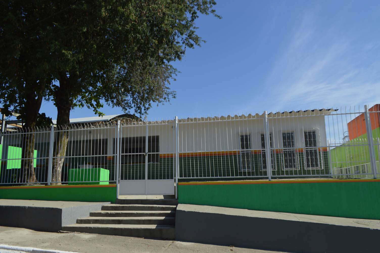 Prefeitura de Queimados inaugura  Clínica da Família no bairro Paraíso