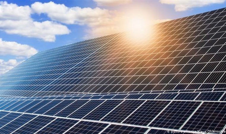 Incentivos fiscais para geradores de  energia solar valerão até o final de 2022