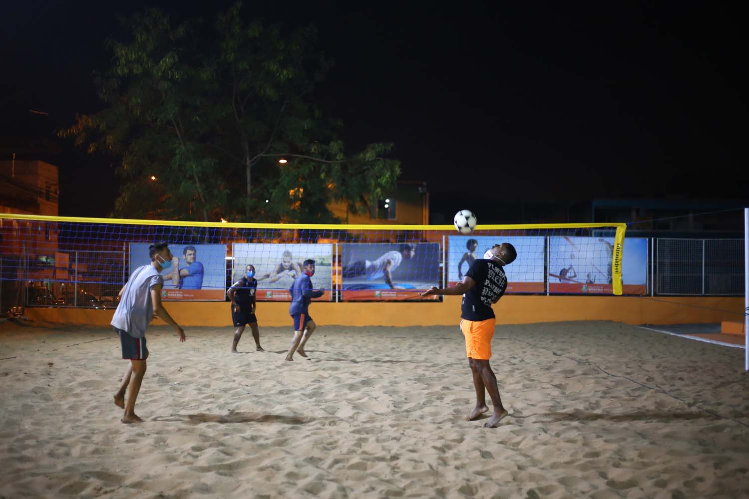 Treinamento funcional e vôlei são  atrações do Complexo Esportivo de Areia