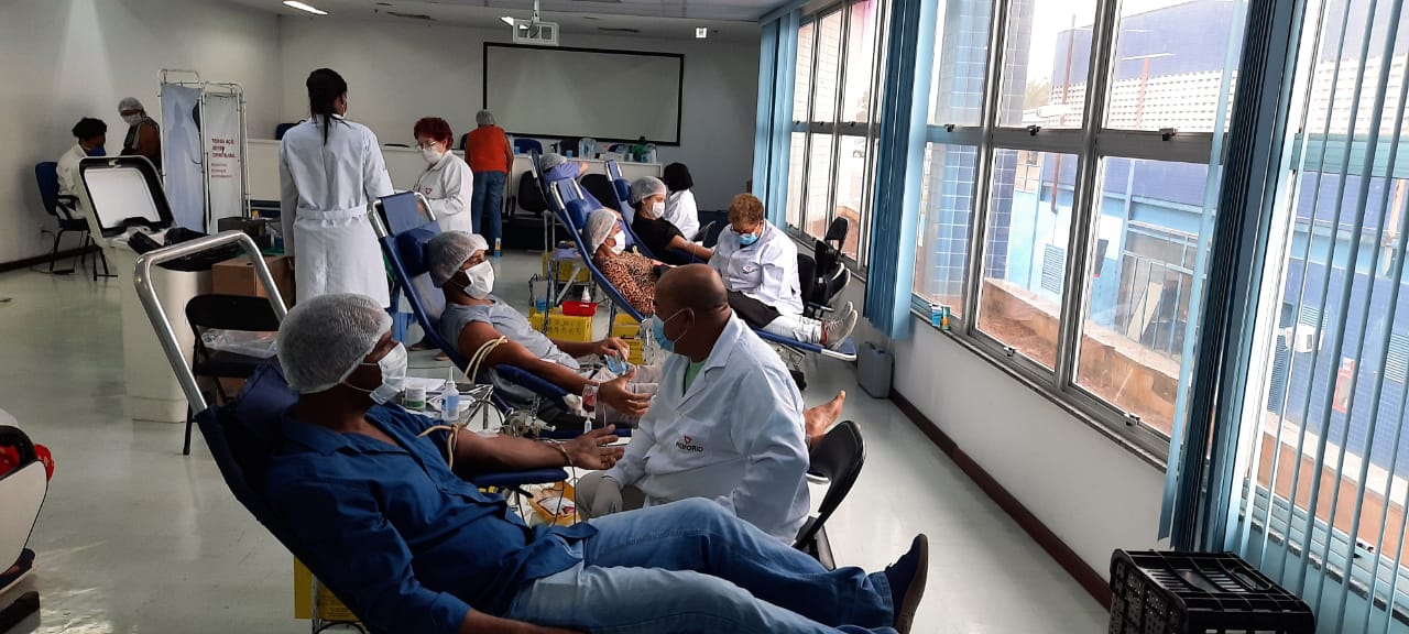 Mutirão atrai dezenas de doares de sangue ao Hospital Municipal Dr. Moacyr do Carmo