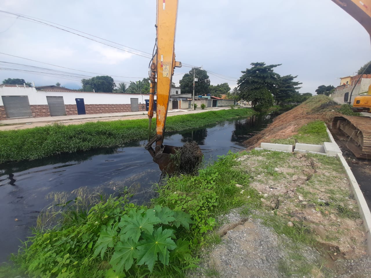 Canalização de trecho do Canal Farias vai  aumentar a vazão das águas em Saracuruna