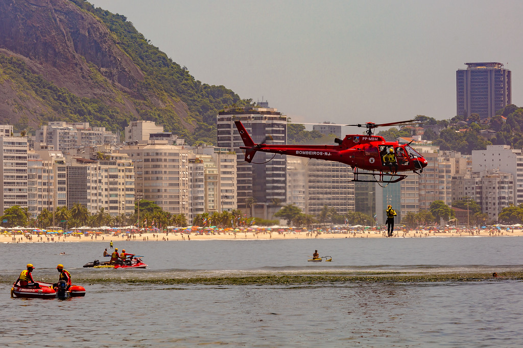 Verão: Corpo de Bombeiros RJ  reforça operação nas praias