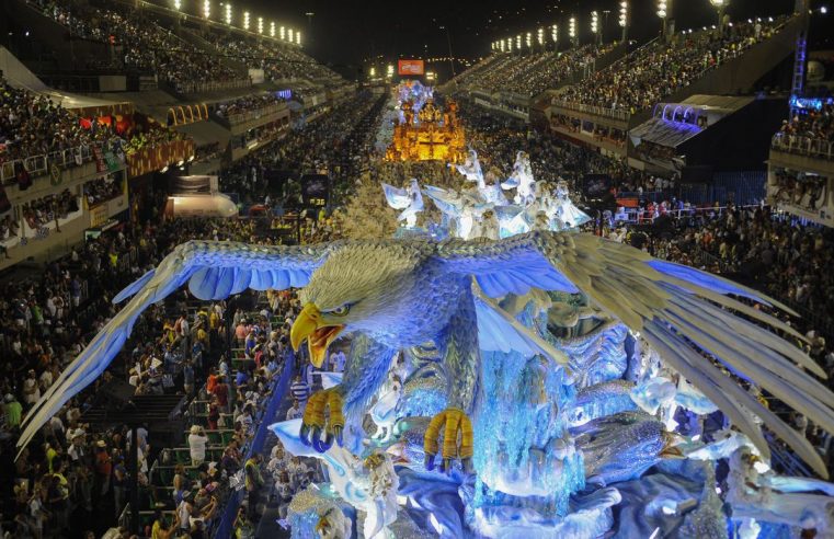 Eduardo Paes descarta  carnaval em julho no Rio