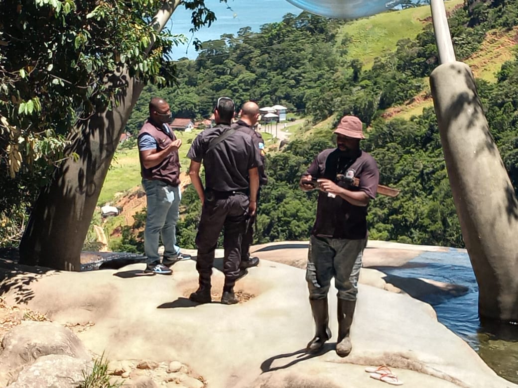 Prefeitura realiza Operação de Fiscalização no reservatório da CEDAE em Mangaratiba