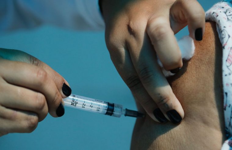 Nilópolis recebe nova remessa das  vacinas CoronaVac e Oxford/AstraZeneca