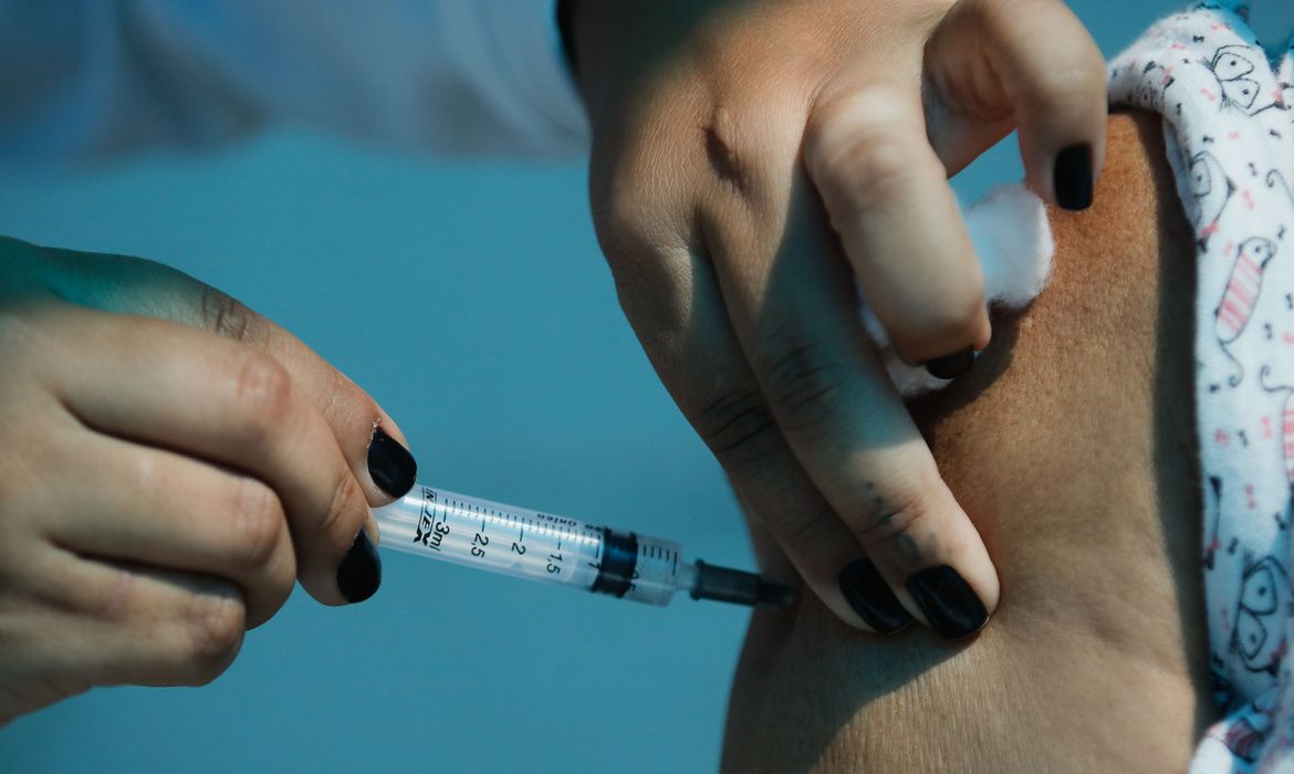Covid-19: Estado do Rio distribui  nesta sexta segunda dose da vacina