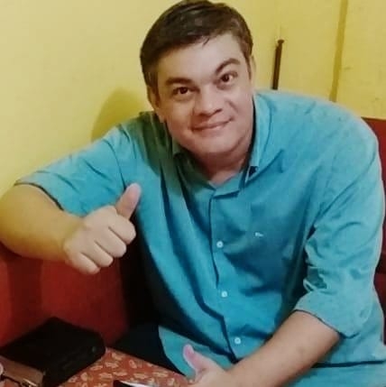 Jornalista Rafael Marinho morre vítima de covid-19