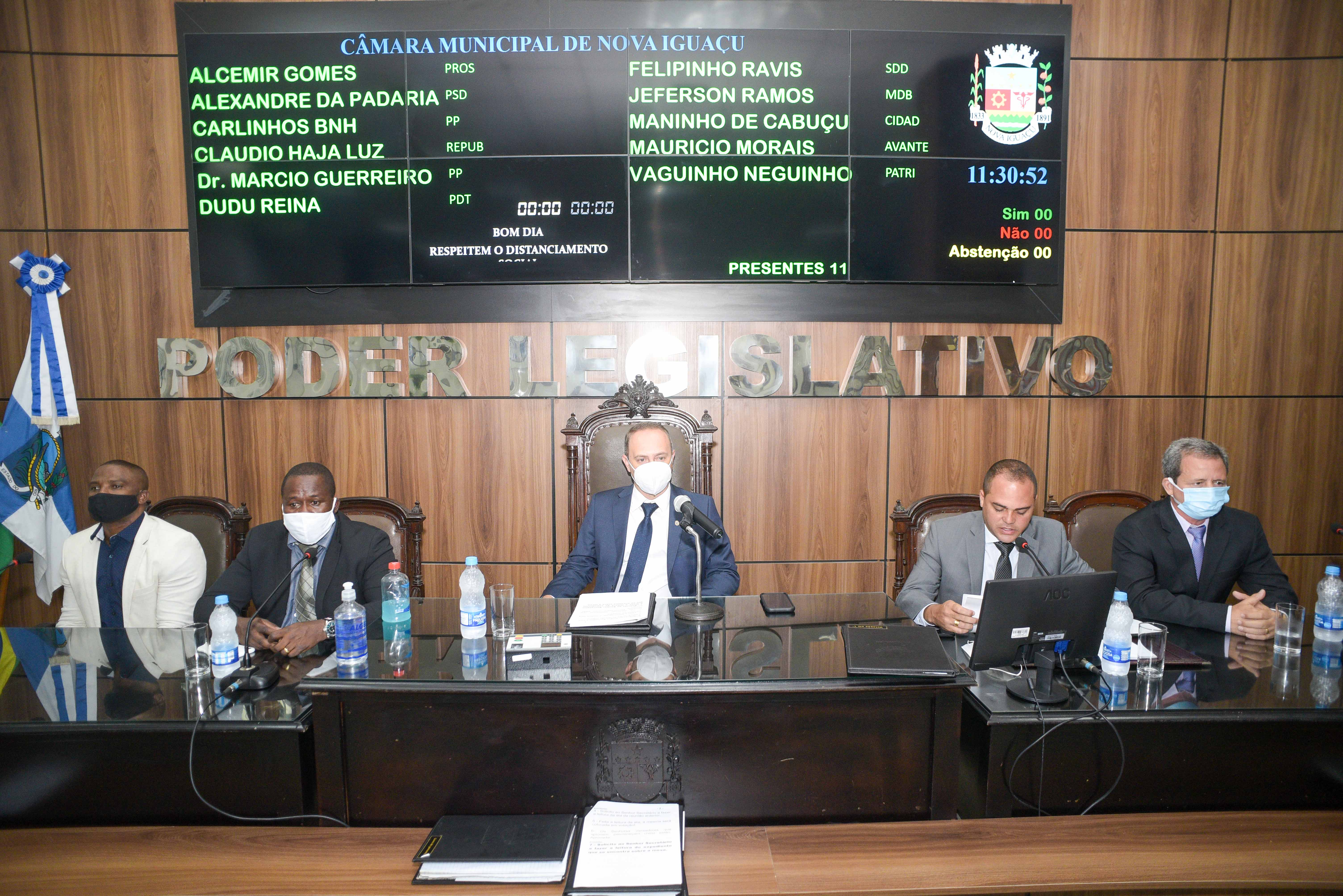 População aprova a mudança do horário  das sessões da Câmara de Nova Iguaçu
