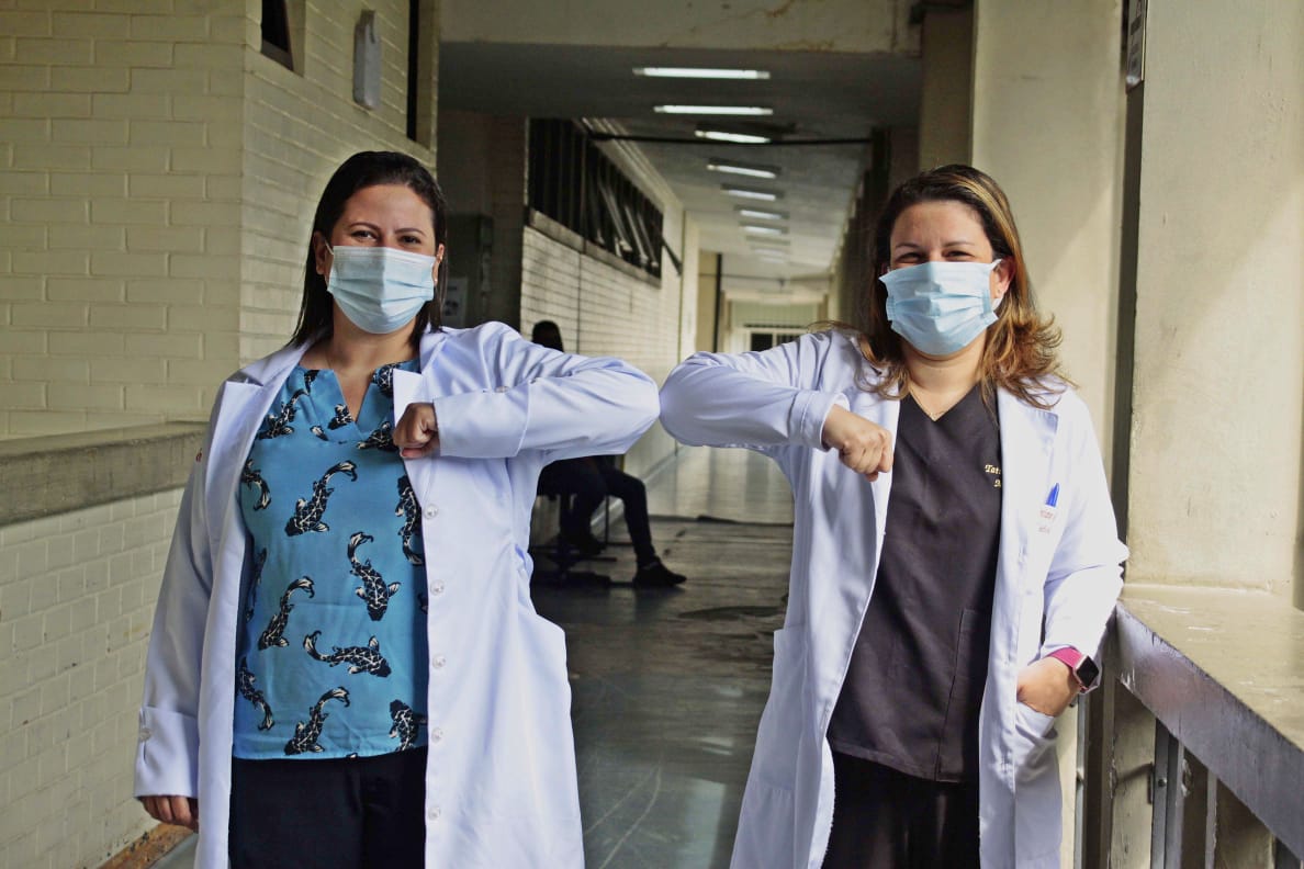 Médicas do HGNI estreitaram amizade e enfrentaram situações difíceis em um ano de pandemia