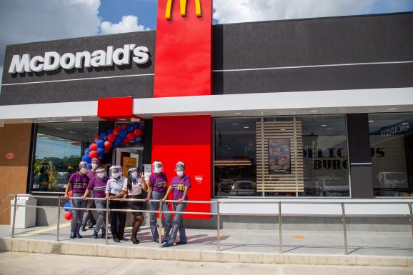 McDonald’s inaugura segundo restaurante em Mesquita