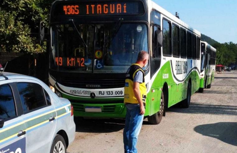 Detro realiza megaoperação nos ônibus intermunicipais