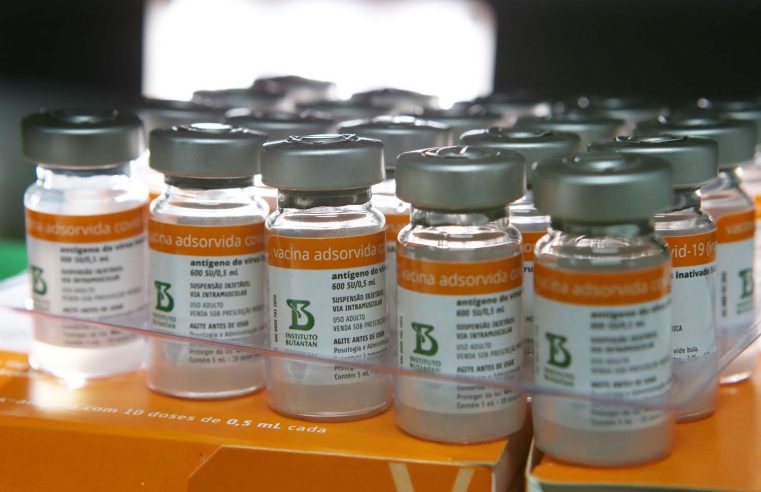 Estado segue com distribuição de mais  de meio milhão de doses de vacinas