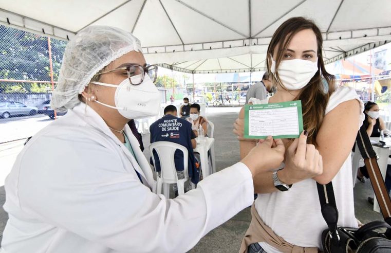 Nova Iguaçu vai vacinar adolescentes  de 15 a 17 anos nesta semana