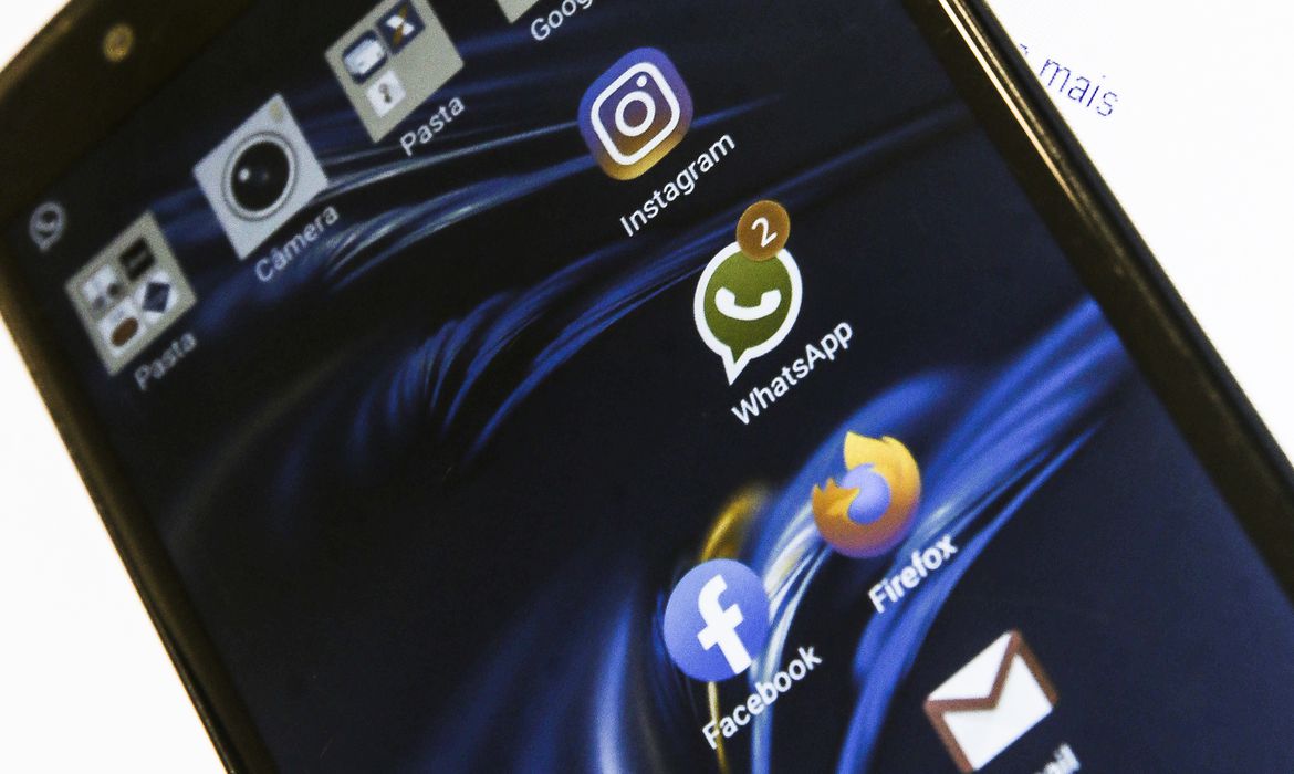 STJ: vazar conversas de WhatsApp gera indenização