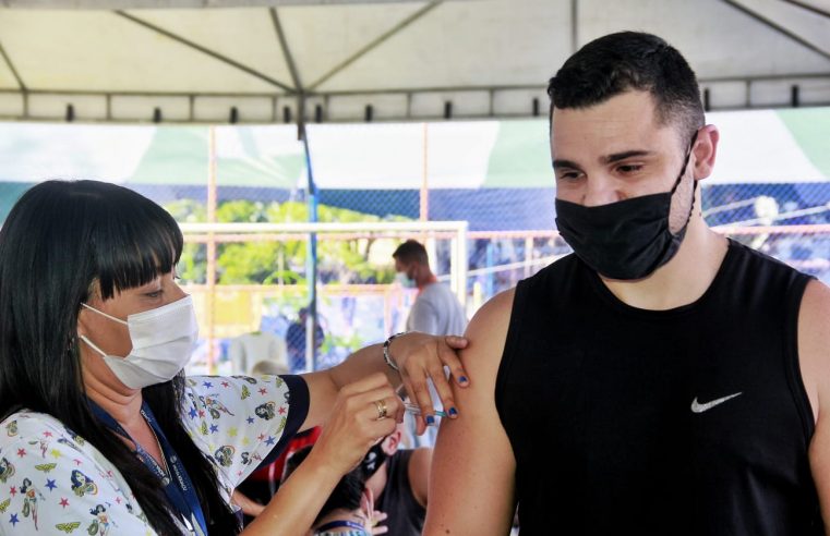 Nova Iguaçu mantém vacinação contra  Covid-19 de adolescentes sem comorbidades