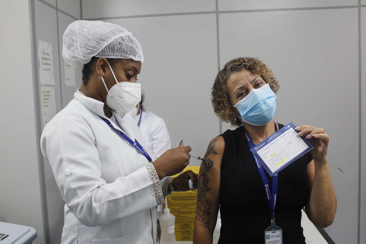 Nova Iguaçu aplicará dose de reforço contra COVID-19 em pessoas acima de 58 anos