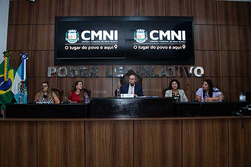 Câmara de Nova Iguaçu realiza o I Fórum sobre empoderamento feminino