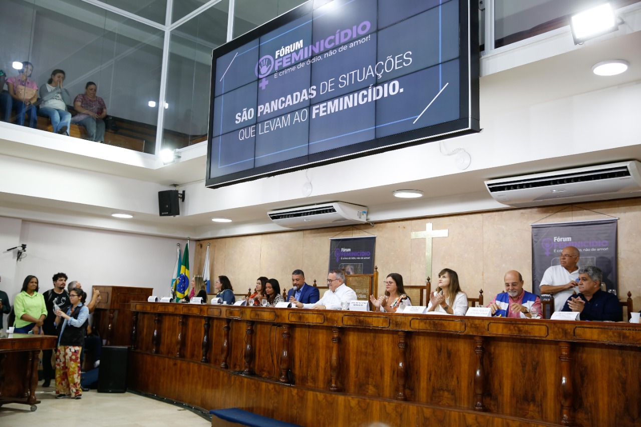 Prefeitura de Duque de Caxias anuncia prioridade de vagas para mulheres vítimas de violência em cursos da Fundec