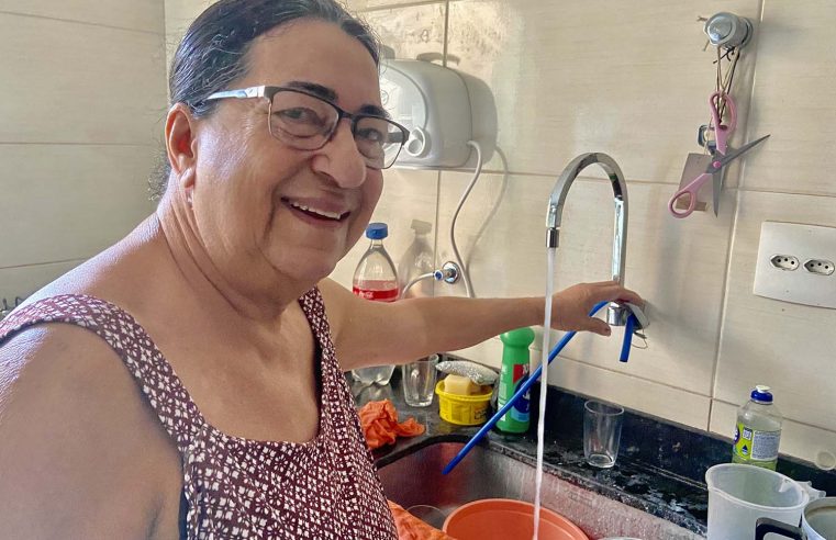 Acesso à água de qualidade muda a vida de moradores de Queimados