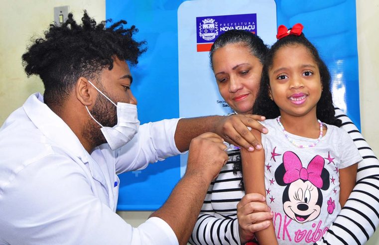 Nova Iguaçu inicia campanha de vacinação contra a poliomielite e multivacinação