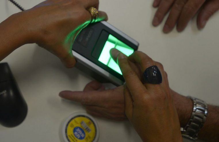 TRE-RJ vai usar dados biométricos do Detran para identificar eleitores no dia da votação