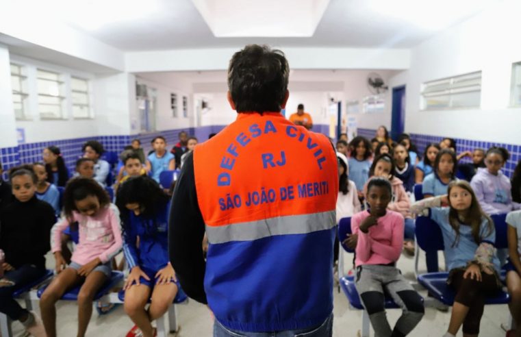Prefeitura de São João de Meriti realiza mais uma edição do Projeto Defesa Civil nas Escolas