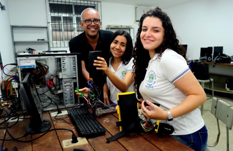 Alunas da Faetec estão classificadas na maior feira para jovens cientistas do Brasil