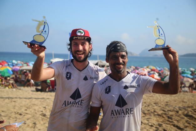 Atletas brilham no 1º Torneio de Vôlei de Praia Aware Investments, em Ipanema