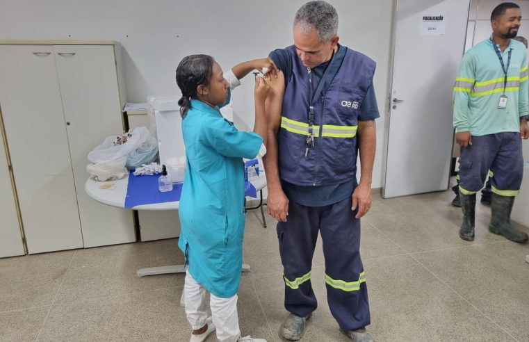 Cerca de 700 colaboradores com atuação na Baixada Fluminense são vacinados contra a gripe