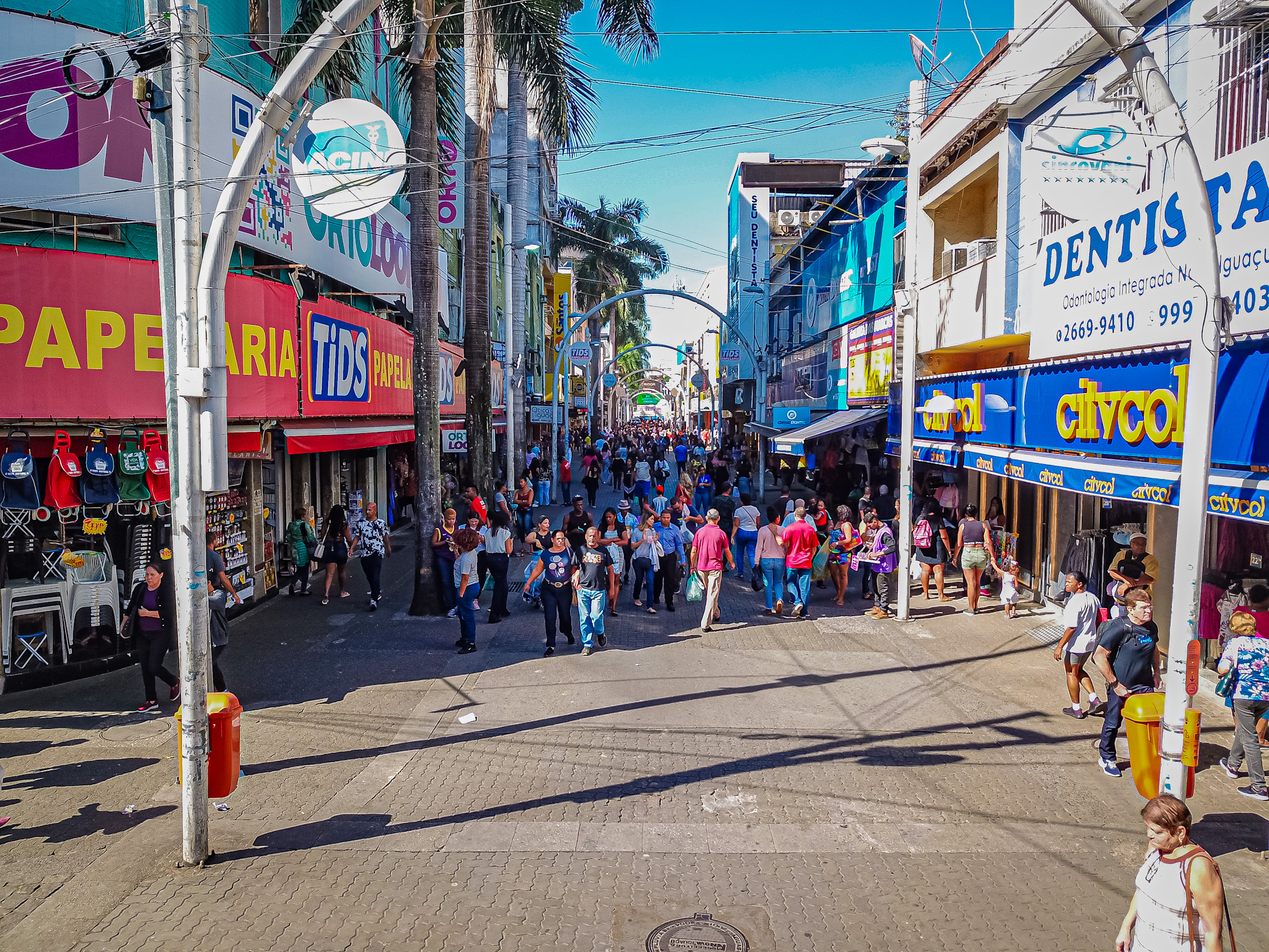 Nova Iguaçu inicia choque de ordem no Calçadão e centros comerciais da cidade