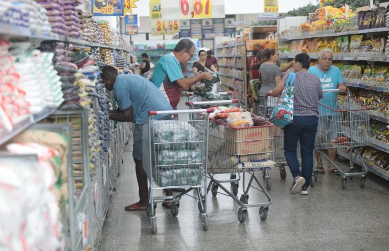 Aniversário Guanabara: cerveja, sabonete e leite estão entres itens mais vendidos no primeiro dia
