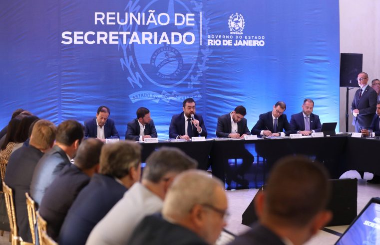 Cláudio Castro reúne secretários de Estado para definir metas para 2024
