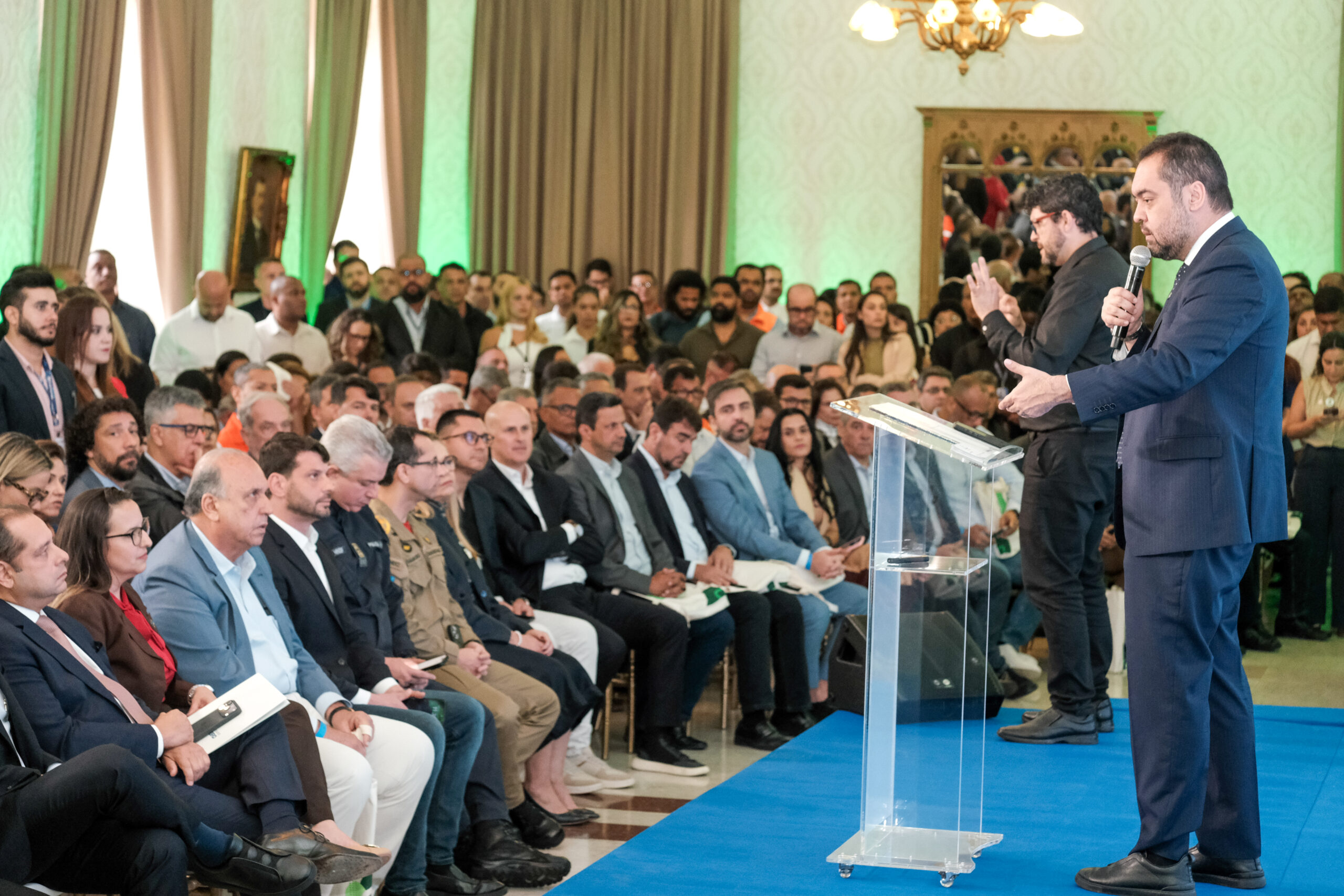 Cláudio Castro amplia o programa Ambiente Resiliente para reforçar ações de prevenção climática nos municípios fluminenses